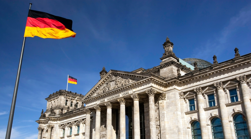 МИД: Германии сложно совмещать санкции и доверительный диалог с Россией