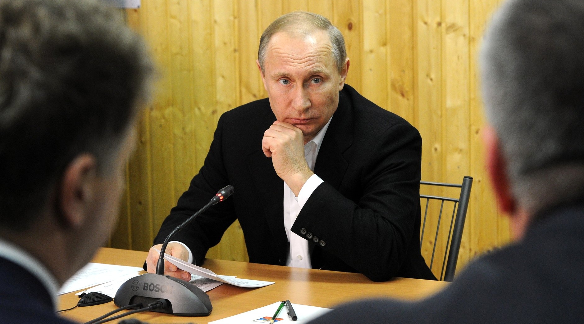 Путин пригрозил повесить за срыв строительства трассы в Крым
