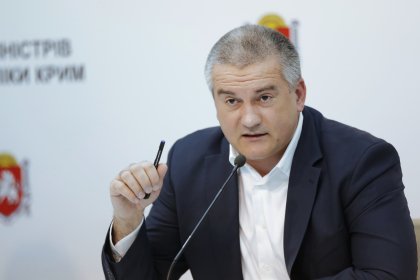Аксенов: депутаты Рады, выступавшие за решения против Крыма, на полуостров не попадут Аксенов: депутаты Рады, выступавшие за решения против Крыма, на полуостров не попадут