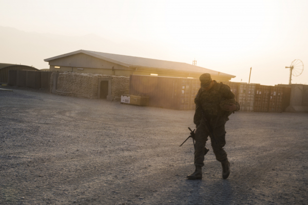 Американский военный застрелил ребенка в Афганистане Американский военный застрелил ребенка в Афганистане