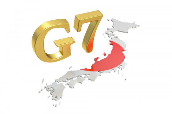Forbes:      G7,     
