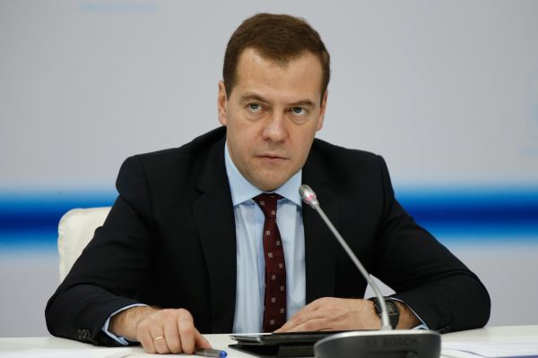 Медведев заявил, что правительство дополнит антикризисный план Медведев заявил, что правительство дополнит антикризисный план