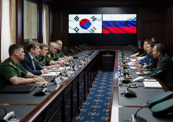Минобороны РФ и Южной Кореи рассмотрели перспективы взаимного сотрудничества Минобороны РФ и Южной Кореи рассмотрели перспективы взаимного сотрудничества