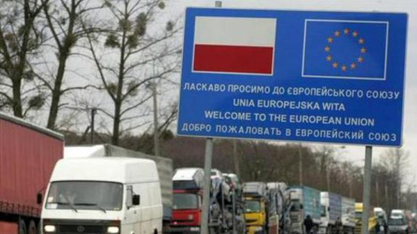 Минтранс РФ: польские перевозчики просят правительство быстрее договориться с Россией Минтранс РФ: польские перевозчики просят правительство быстрее договориться с Россией
