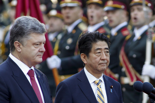 'Налетай подешевело!- Порошенко предложил японцам украинские порты и энергетику