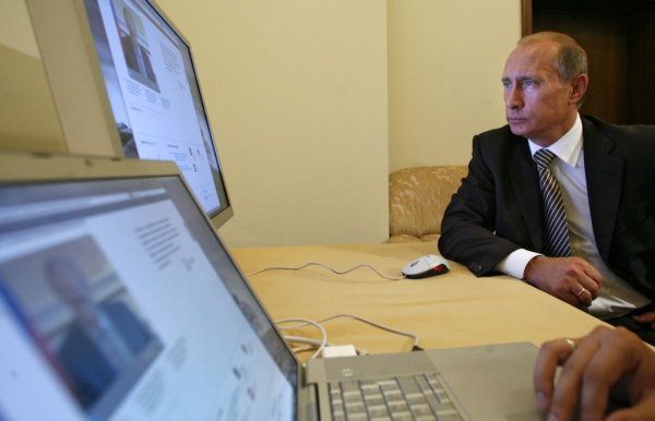 Путин не будет заводить аккаунты в соцсетях Путин не будет заводить аккаунты в соцсетях