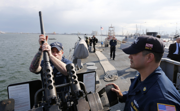 Разведка ВМФ России проследит за учениями США и Украины в Черном море