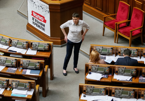 Савченко назвала украинских парламентариев "школьниками-лентяями"