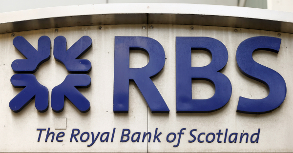 "Сдали назад" - The Times сообщила, что банкиры RBS передумали закрывать счета RT