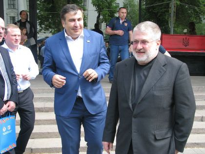 Суд Киева удовлетворил иск Коломойского к Саакашвили Суд Киева удовлетворил иск Коломойского к Саакашвили