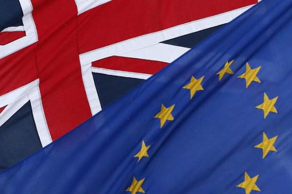 В британском парламенте одобрили референдум о выходе из состава ЕС В британском парламенте одобрили референдум о выходе из состава ЕС