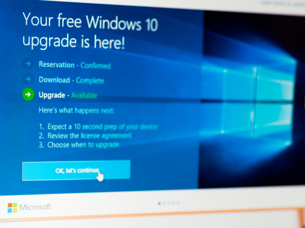 В Госдуме попросили Медведева запретить Windows 10 В Госдуме попросили Медведева запретить Windows 10