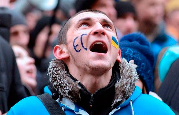 В Киеве предложили "вернуть" термин "Россия" Украине, а РФ назвать "Московией" В Киеве предложили "вернуть" термин "Россия" Украине, а РФ назвать "Московией"