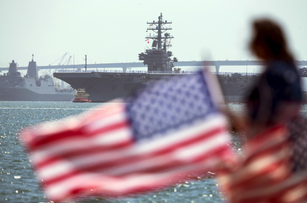 В МИД РФ отметили невиданный размах модернизации ядерных сил США В МИД РФ отметили невиданный размах модернизации ядерных сил США