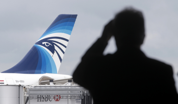 В Средиземном море найдены обломки пропавшего лайнера EgyptAir В Средиземном море найдены обломки пропавшего лайнера EgyptAir