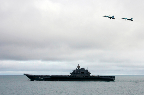 Великобритания мобилизовала флот из-за выхода "Адмирала Кузнецова" в море