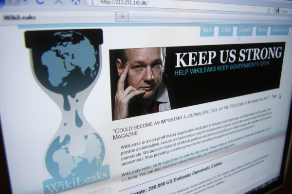 WikiLeaks опубликовал аудиозаписи о коррупции в Белом доме WikiLeaks опубликовал аудиозаписи о коррупции в Белом доме