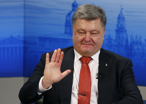 "Я президент мира": Порошенко отверг возможнось возвращения Донбасса и Крыма силой "Я президент мира": Порошенко отверг возможнось возвращения Донбасса и Крыма силой