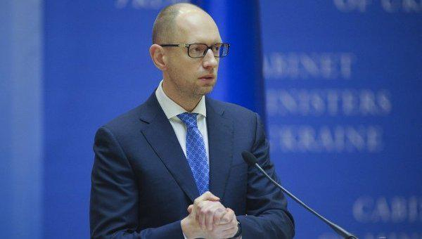 Яценюк рассказал, на что потратили $5 млрд от МВФ Яценюк рассказал, на что потратили $5 млрд от МВФ