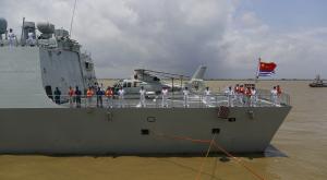Боевые корабли ВМС Китая вошли в порт Новороссийска
