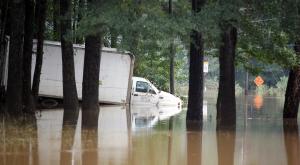 Число жертв наводнения в Грузии достигло восьми человек
