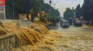 Десяти регионам России угрожают затопления из-за сильных дождей