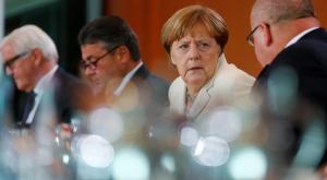 Financial Times: социал-демократы давят на Меркель из-за её жёсткого подхода к России