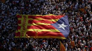 Глава Каталонии пригрозил, что регион провозгласит независимость