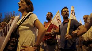 Греки снова вышли на митинги против договоренностей с кредиторами