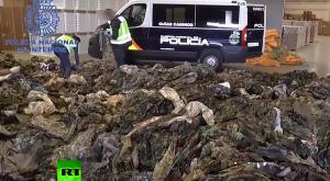 "Гуманитарная помощь" - испанская полиция изъяла 20 тысяч комплектов формы для ДАИШ