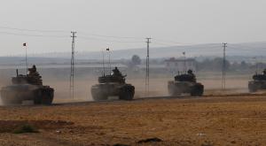 "К бою готовы" - курдские ополченцы открыли огонь по турецкой бронетехнике в Сирии