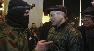 Ходорковский пытается "оседлать" недовольство россиян УДО Васильевой и приговором нацболу