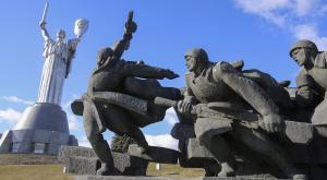 Киев отказался от идеи сноса монумента «Родина-мать»
