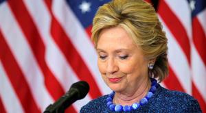 Клинтон возмутил интерес ФБР к ее персоне накануне выборов