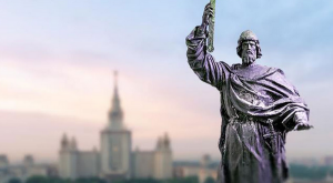 Либералы против москвичей – в сети разгорелись страсти о судьбе памятника князю Владимиру