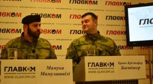 "Маски сброшены" - первый американский наемник официально "засветился" на Украине
