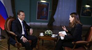 Медведев: Россия не заинтересована в возвращении "запатентованных убийц" из Сирии 