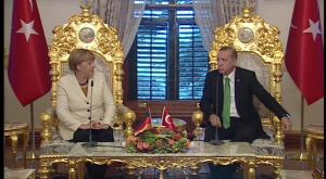 Меркель поддержала упрощение визового режима между Турцией и ЕС