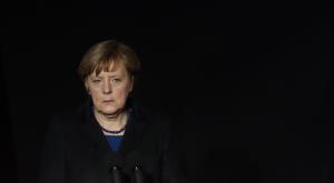 Меркель рассказала, сколько будут действовать санкции против России