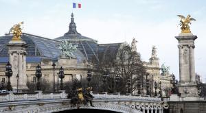 Национальное собрание Франции поддержало закон о лишении террористов гражданства