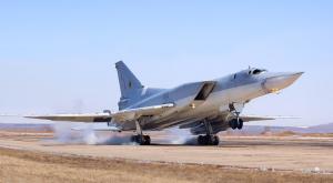Российские бомбардировщики Ту-22М3 атаковали объекты ДАИШ в Сирии