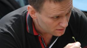 Сенатор Саблин подал иск к Навальному на 10 миллионов рублей