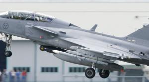 СМИ: в Эстонии истребители НАТО чуть не столкнулись с гражданским самолетом