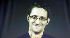 Сноуден: программы АНБ "для слежки за террористами" за 10 лет не выявили ни единого