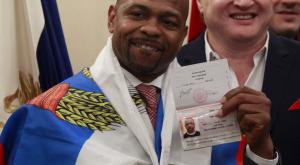 США оказывают давление на WBA после получения Роем Джонсом паспорта РФ 