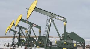Цена на нефть упала ниже 35 долларов за баррель