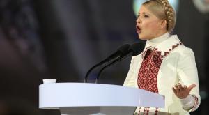 Тимошенко обвинила Порошенко в нежелании прекратить войну в Донбассе
