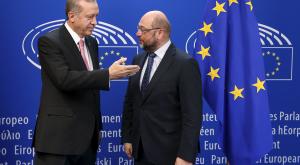 Турции пригрозили санкциями и прекращением переговоров по вступлению в ЕС