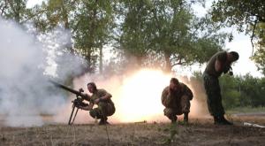 Украинские силовики заняли огневые позиции вдоль границы с Россией