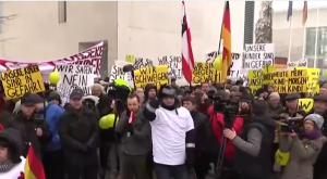 В Берлине представители русского сообщества провели митинг против Меркель